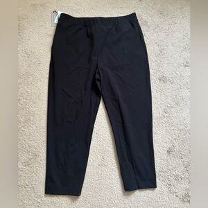 The Group
WEEKENDER PANT - Artizia